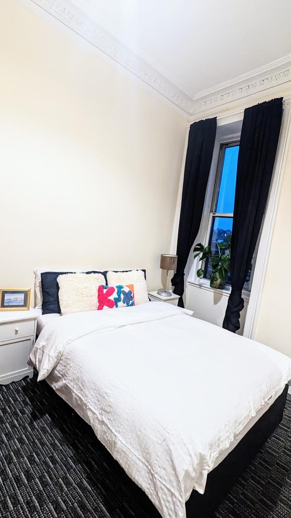 Edinburgh City Center Haymarket Double Room ภายนอก รูปภาพ